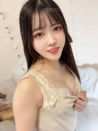 ゆずき まお 157cm / Cカップ / 19歳 / 46kg スレンダーで小柄な若さ溢れる美女