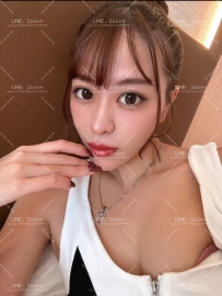 🇯🇵あやせ まお170cm/Dカップ/25歳 モデル体型、魅惑のDカップ 上品な見た目と隠れた
