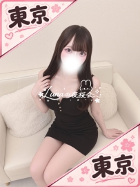 清楚な美しさと甘い雰囲気、高身長グラマラス美女