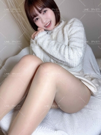 こいずみ みさき 155cm / Cカップ / 19歳 / 49kg 小柄で可愛いスタイル、Cカップの魅