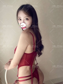 ましろ165cm / Dカップ / 45kg / 25歳 スラリとしたスタイル、Dカップでボリューム感