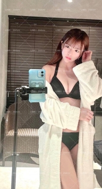ゆいか 158cm/Dカップ/25歳 小柄でバランスの良いDカップ 優しい雰囲気で、自然な
