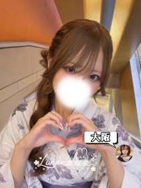 小柄で可愛い、清楚系のフレッシュ美女