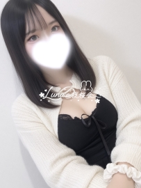 小柄で可愛い、ギャップが魅力のEカップ美女