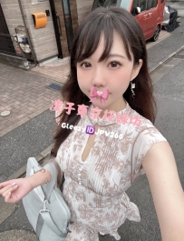 RJ-739、23歳、155cm、Eカップ  小柄でありながら、魅力的なEカップを持つ女性♡ 美しいプロポーションが際立ち、目を引く存在。