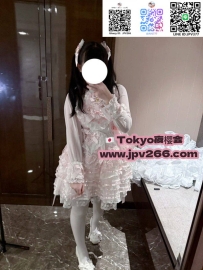 瑠花（ルカ）｜156cm / 42kg / 19歳  大人になったばかりの柔らかいお肉、乳首はピン